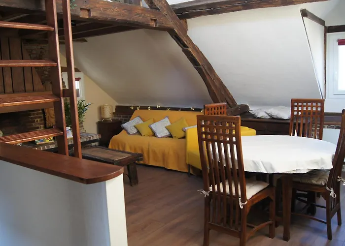 Le Perchoir De St-Antoine - Centre Historique D\'Honfleur Avec Vue Sur Le Port, Netflix, Jeux, Vinyles